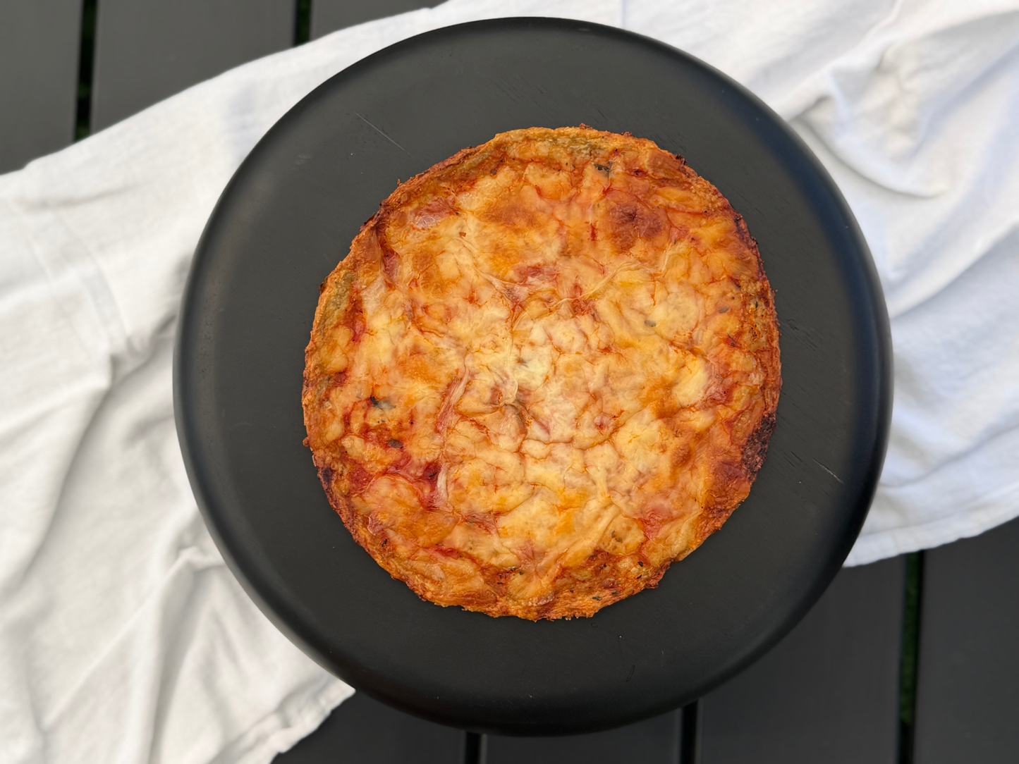 Cheese Chicken Crust Protein Pizza
